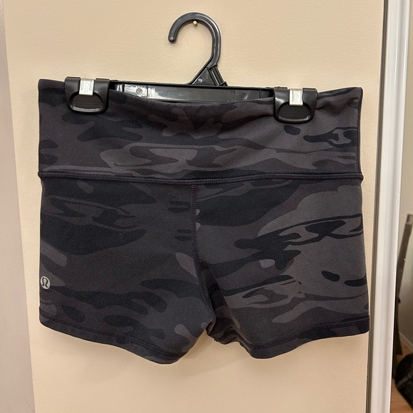 Lululemon boogie shorts - Picture 4 of 4